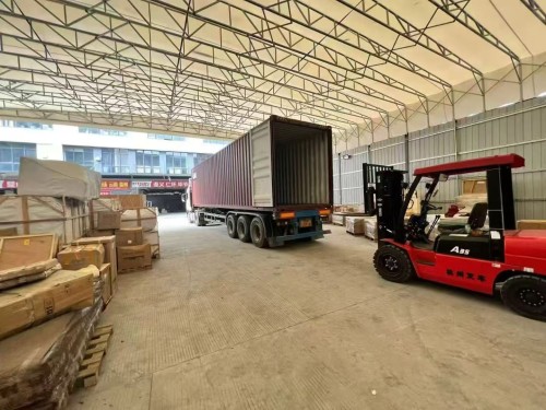 Large scale logistics transportation from China to Russia